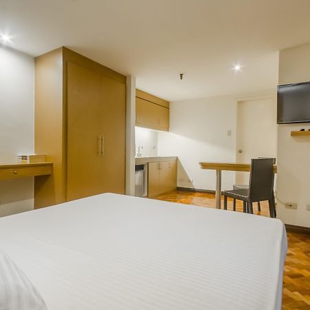 Salcedo Suites Makati City Exteriör bild