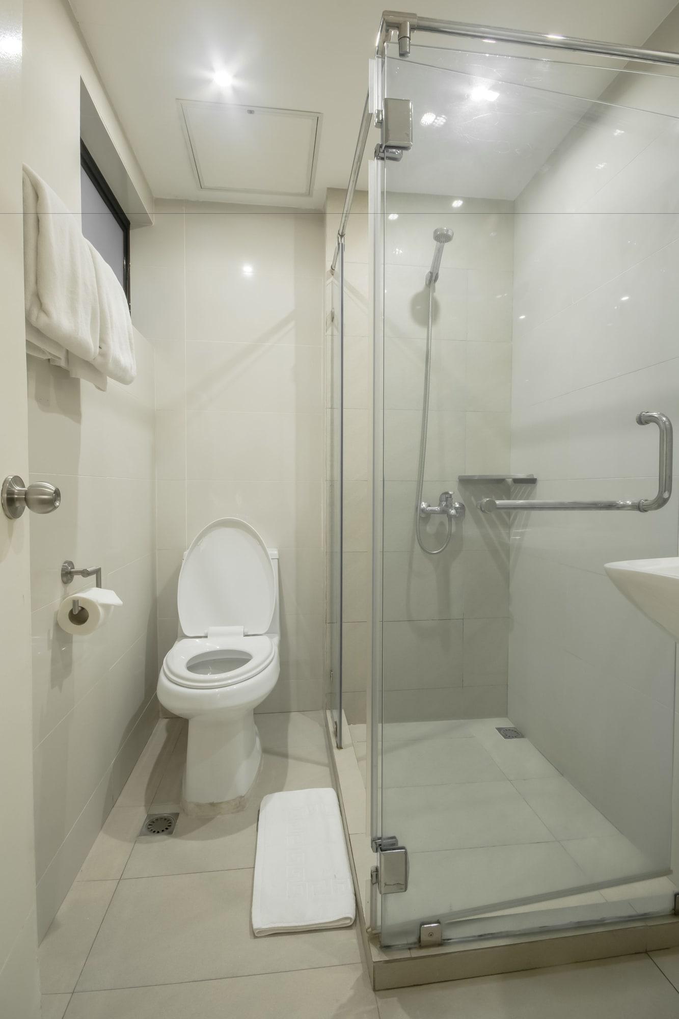 Salcedo Suites Makati City Exteriör bild