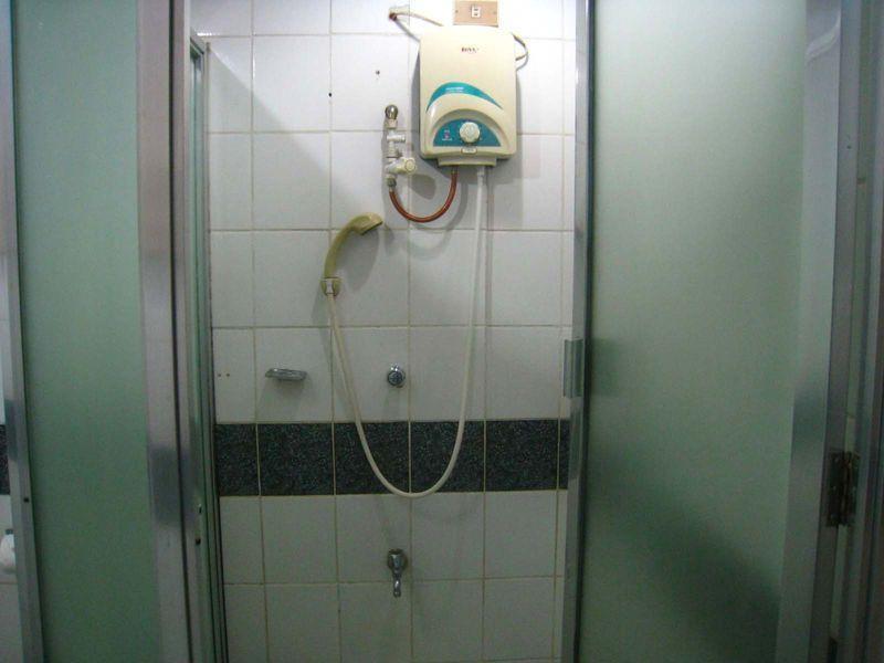Salcedo Suites Makati City Exteriör bild