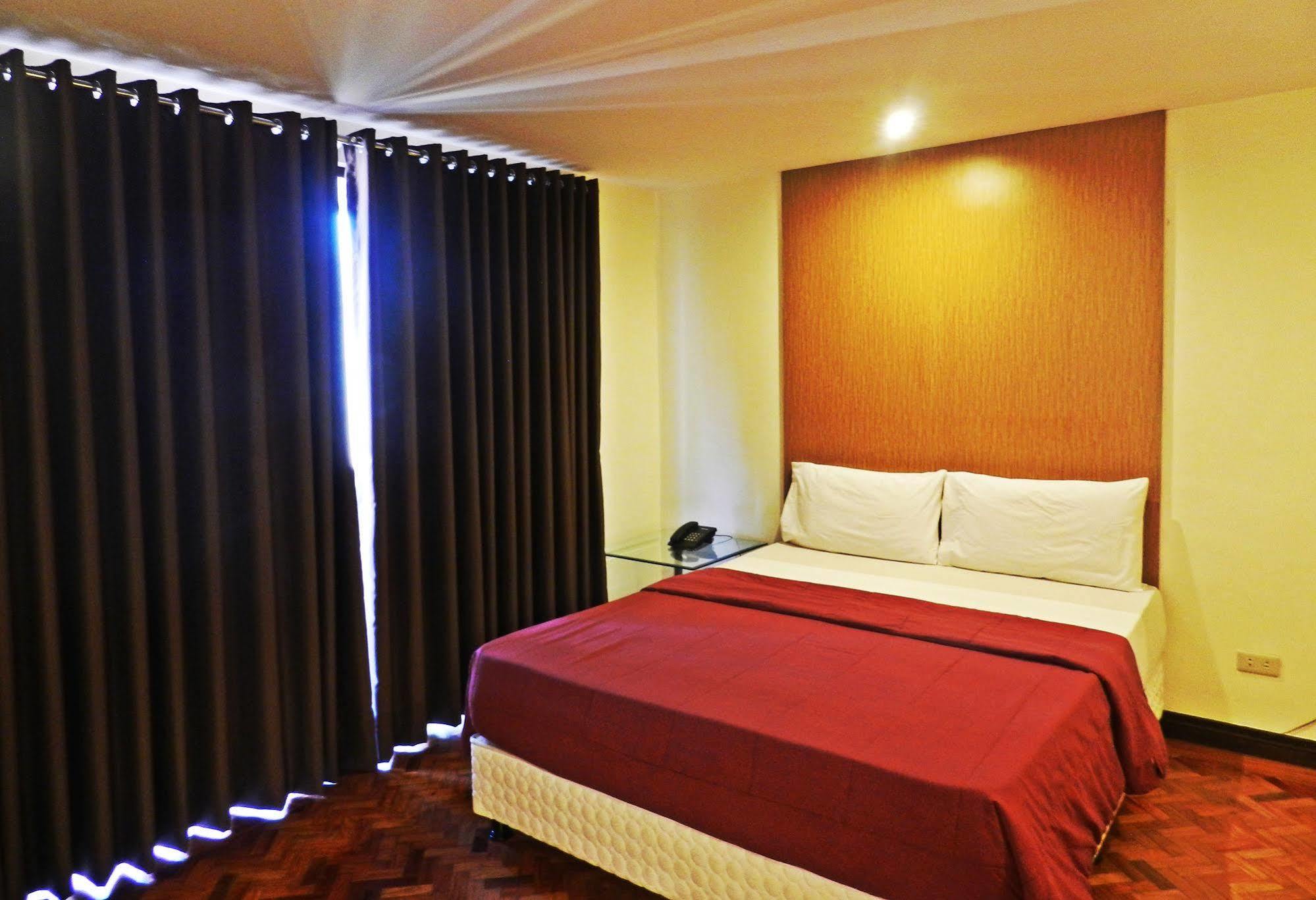 Salcedo Suites Makati City Exteriör bild