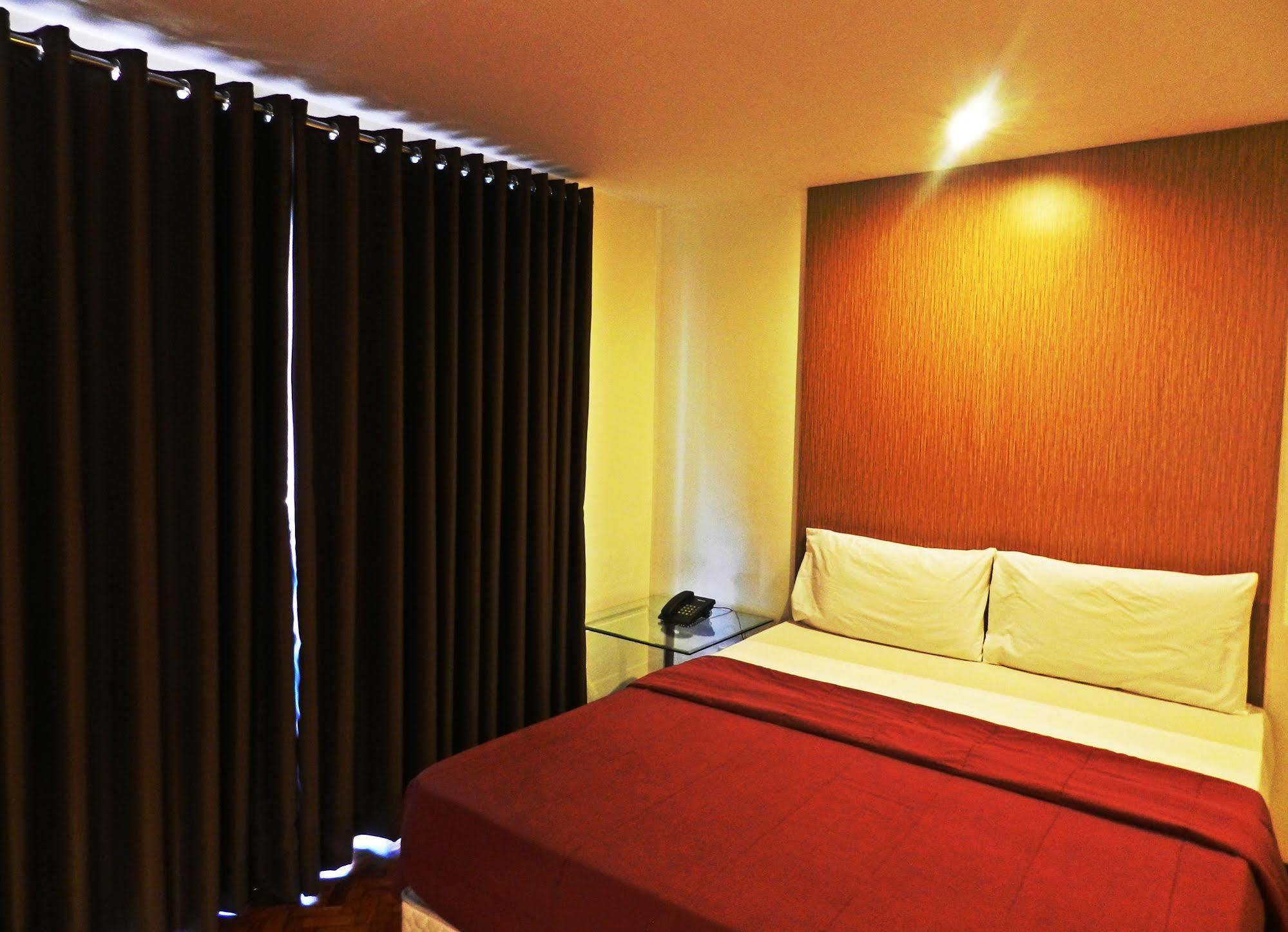 Salcedo Suites Makati City Exteriör bild