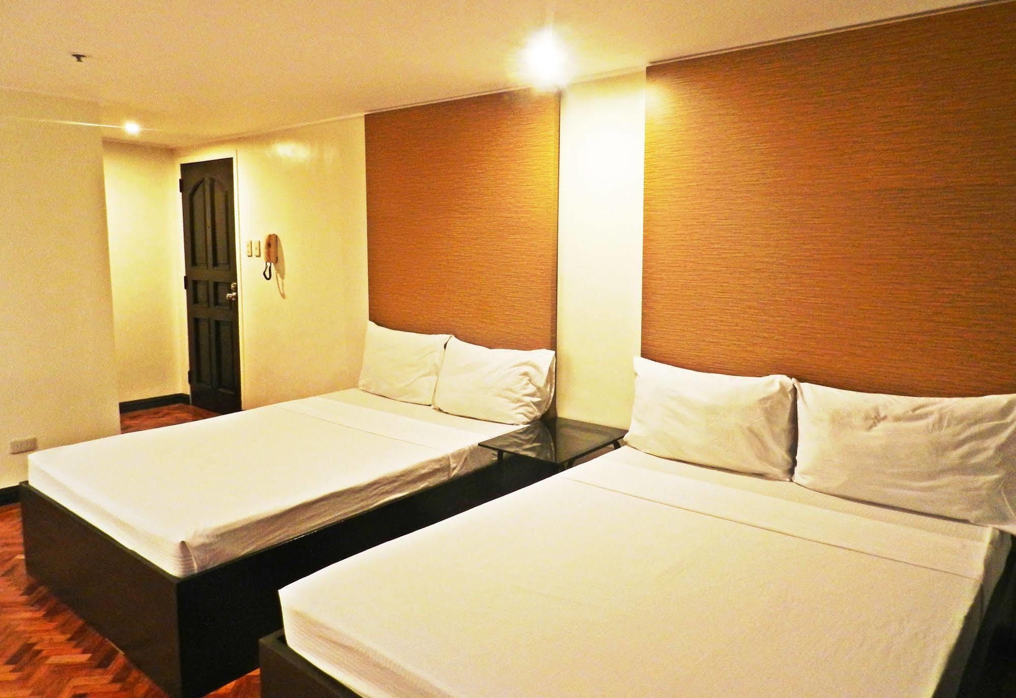 Salcedo Suites Makati City Exteriör bild