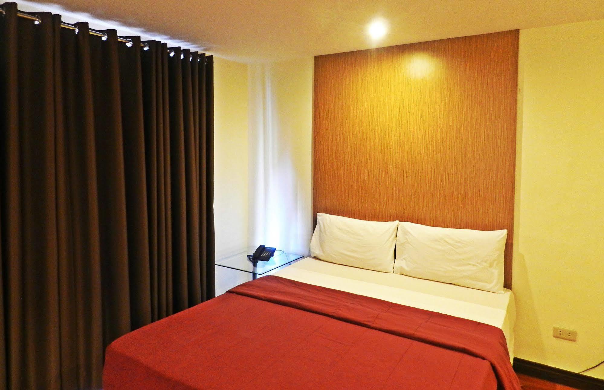 Salcedo Suites Makati City Exteriör bild